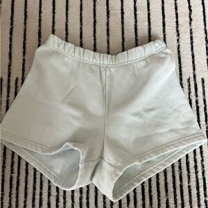 Aritzia Cozy Fleece Sweat Shorts